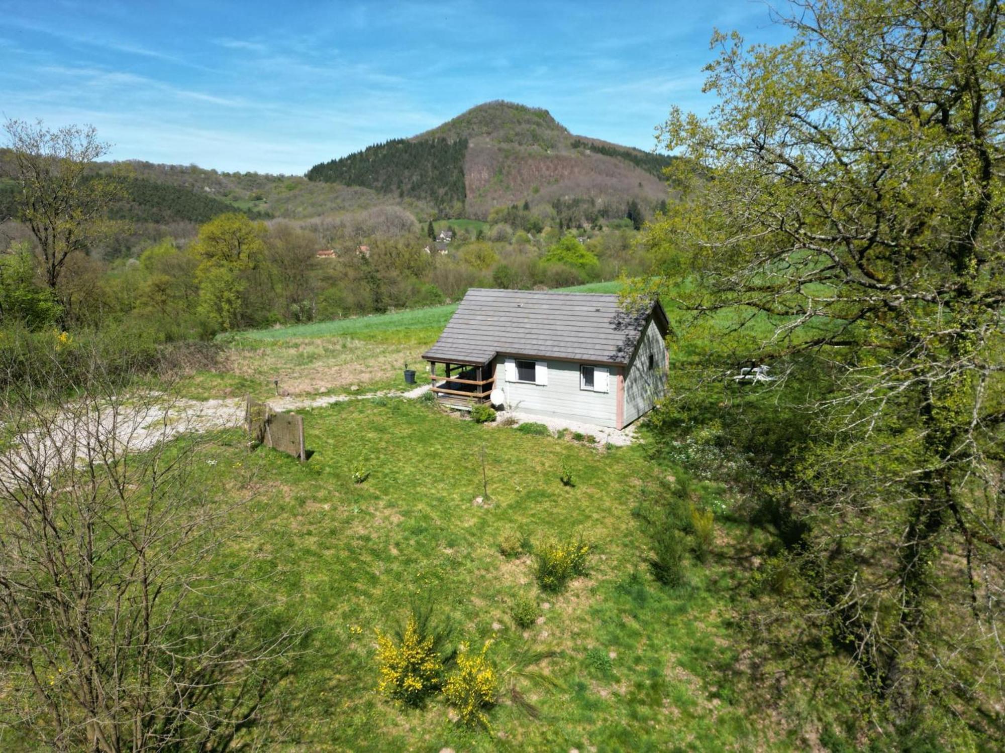 Le Chalet De Lilie Bassignac Exterior photo